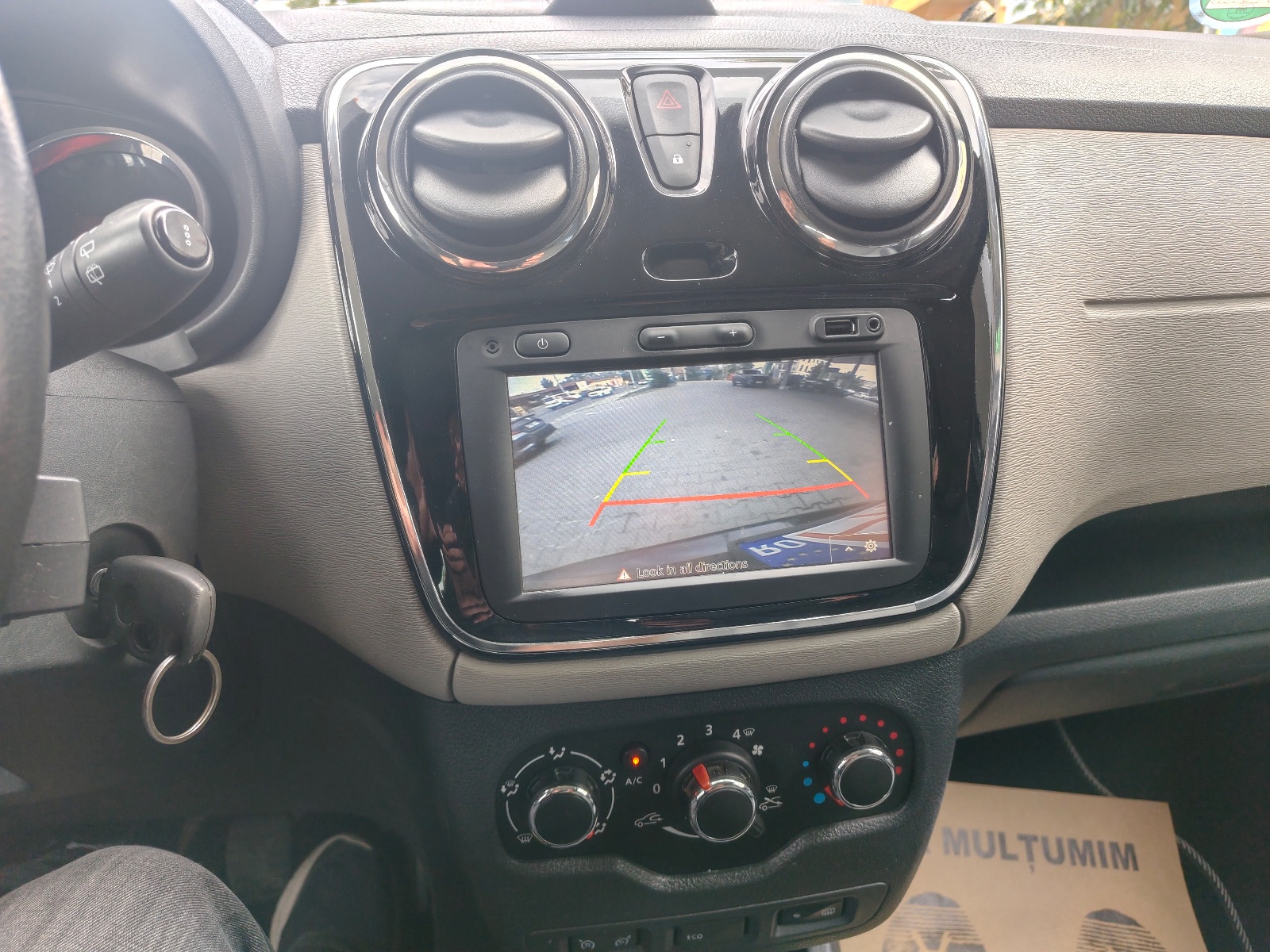 Dacia Lodgy, poza 7 din 16