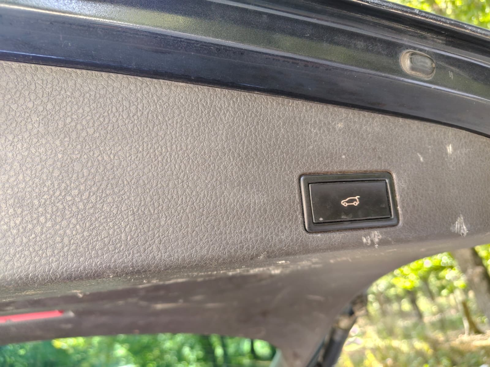 Volkswagen Touareg, poza 12 din 20