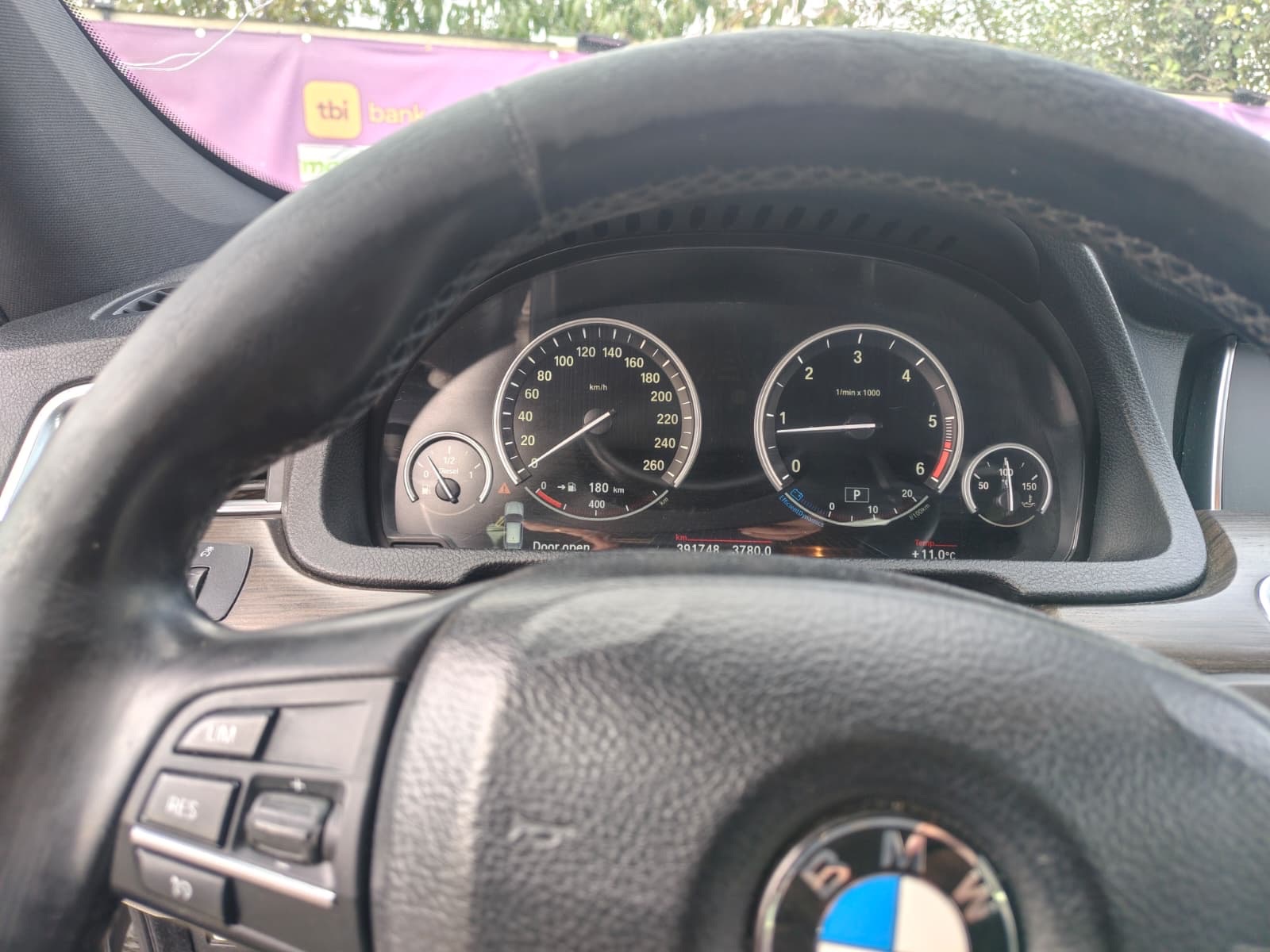 BMW Seria 5 GT, poza 8 din 22