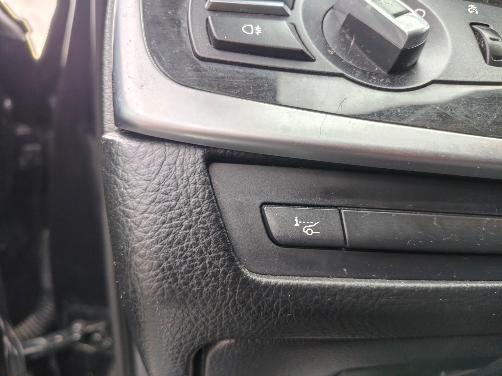 BMW Seria 5 F10, poza 7 din 16