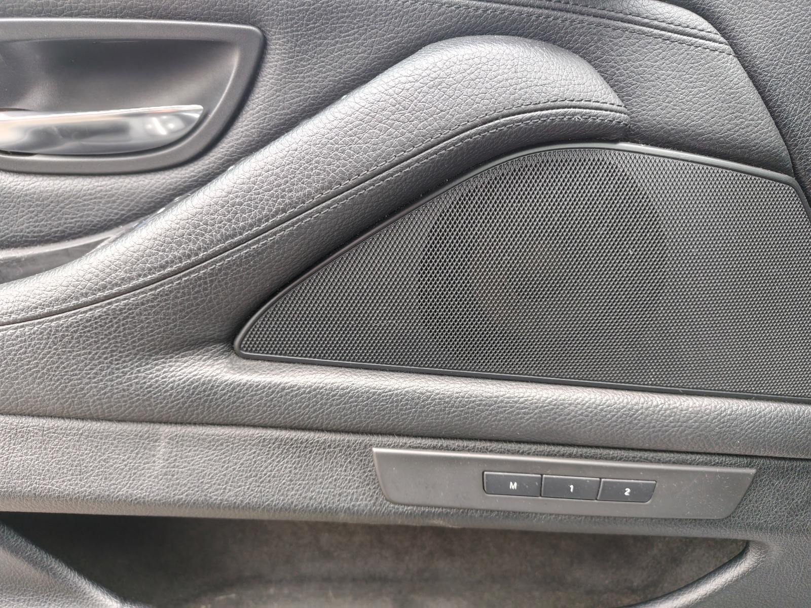 BMW Seria 5 F10, poza 6 din 16