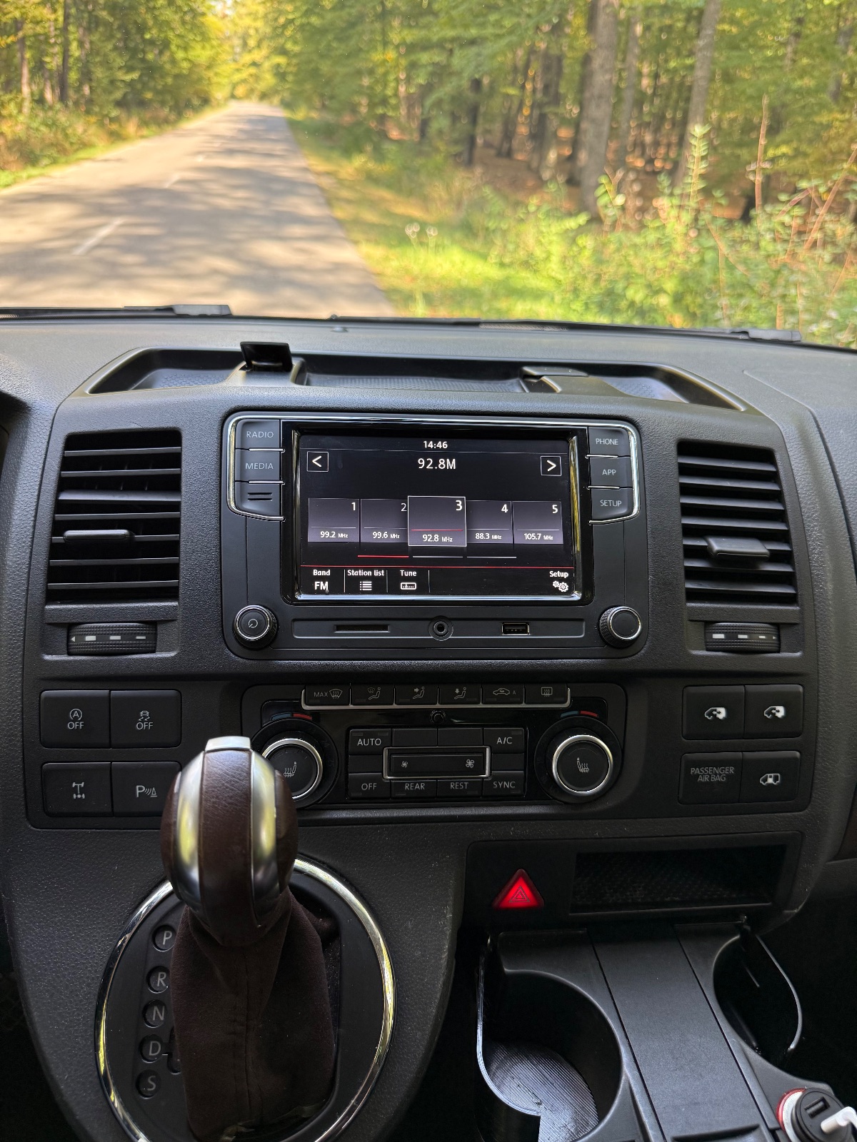 Volkswagen T6 Caravelle, poza 4 din 10